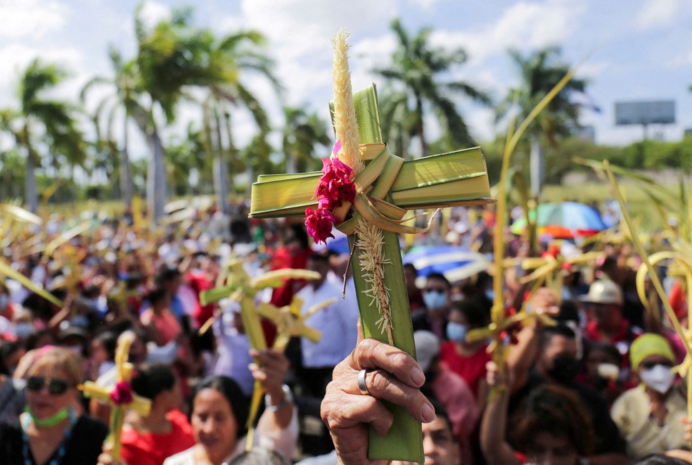 Prociss&atilde;o de Domingo de Ramos em Man&aacute;gua, em 2 de abril de 2023.  &mdash; Foto: Reuters