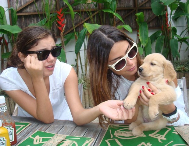 Sophie Charlotte e Thaila Ayala com pet (Foto: Reprodução/Instagram)