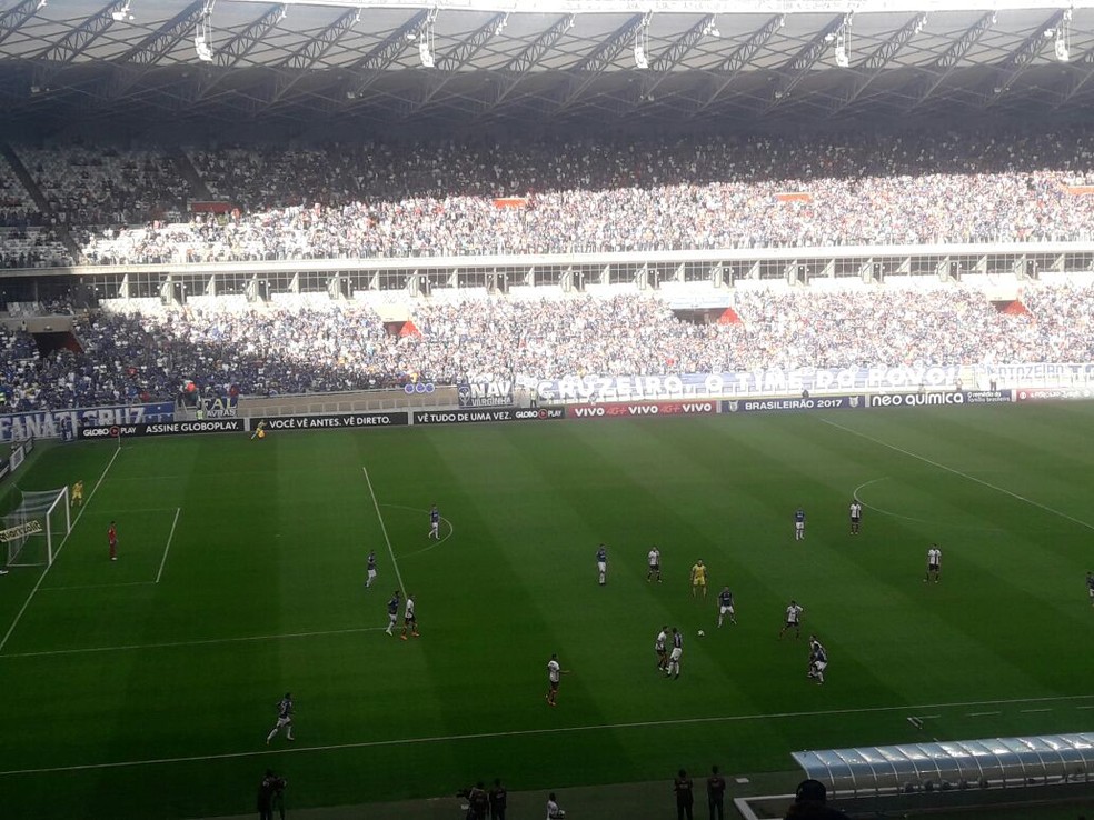 Análise: Fla sofre para furar retrancas e ataque cai; Zé pede concentração