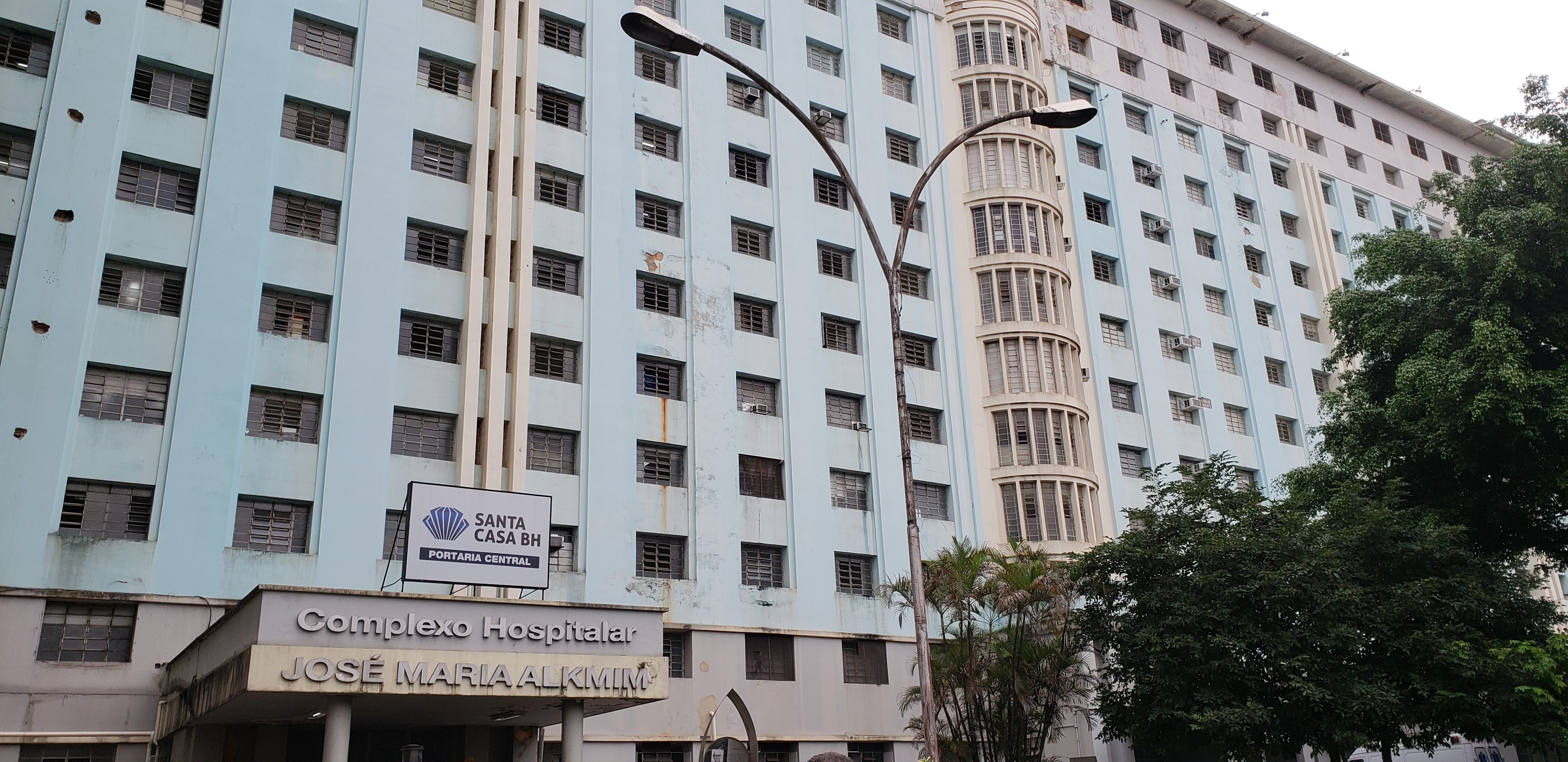 Hospital mais antigo de BH faz 120 anos e vive o desafio de lidar com a