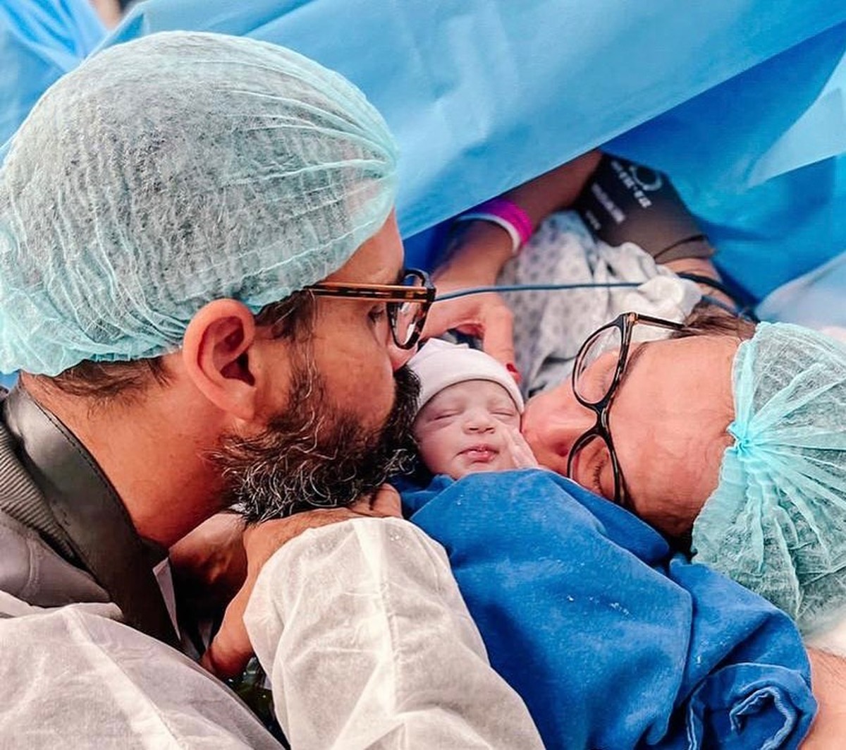 Juliano Cazarré anuncia nascimento da filha e cita cirurgia no coração brand após o parto |  Pop & Arte