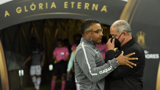 Roger Machado e Arce, um abraço de solidariedade