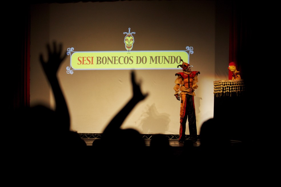 Festival Sesi Bonecos do Mundo ocorre no Recife até domingo (10) (Foto: Beto Figueiroa/Divulgação)