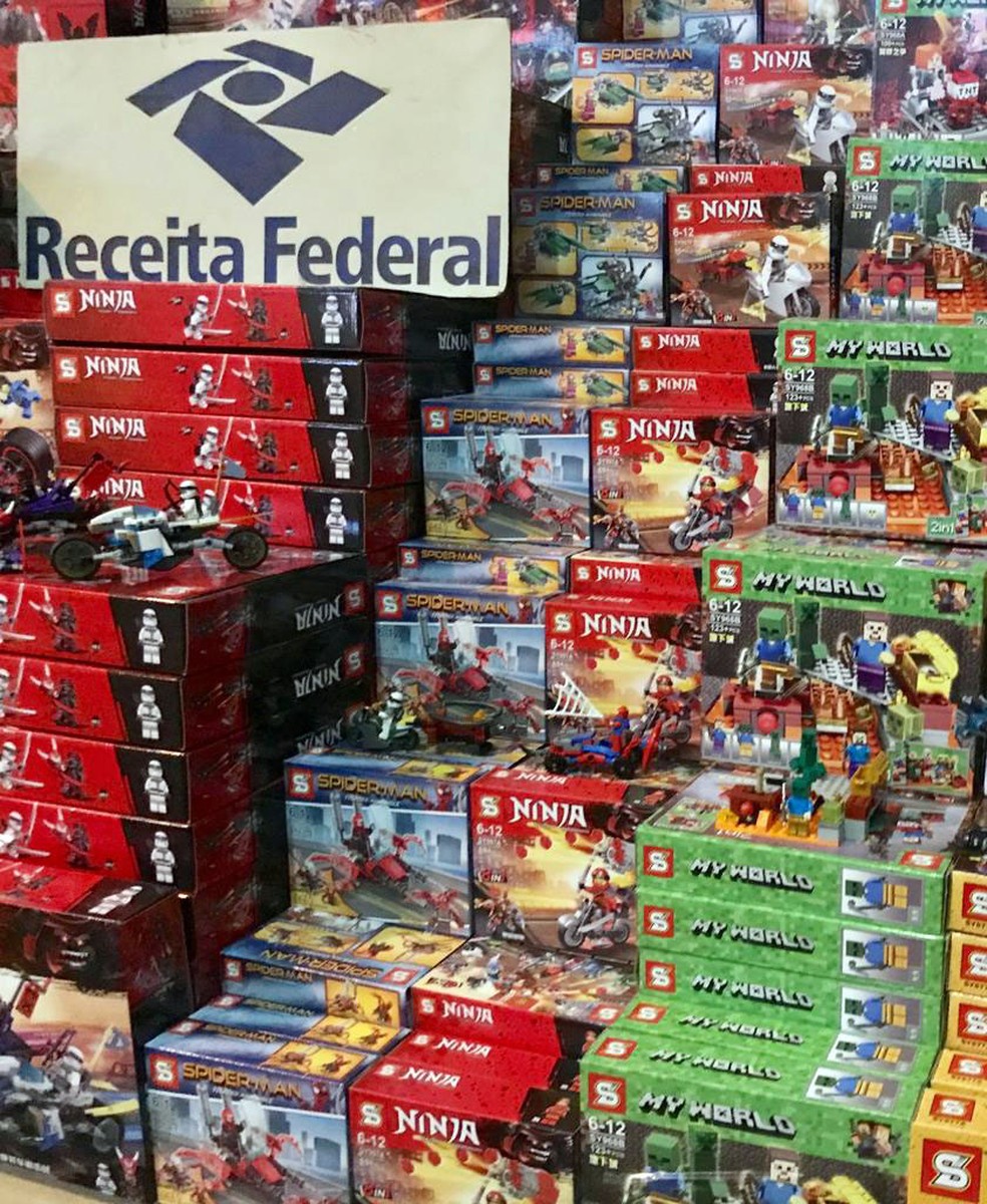 Carregamento da China com produtos falsificados são apreendidos no Porto de Santos, SP — Foto: Divulgação/Receita Federal