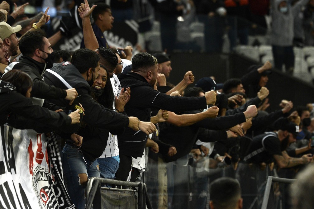 Corinthians projeta R$ 10 milhões de renda bruta com venda de ingressos em novembro