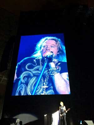 Banda Guns N' Roses se apresentou no Engenhão (Foto: Carlos Brito / G1 )