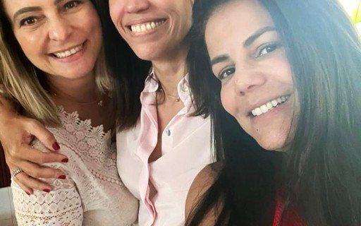 Ana Paula Araújo reencontra Nívea Stelmann e amiga: "Minhas irmãs de outras mães"