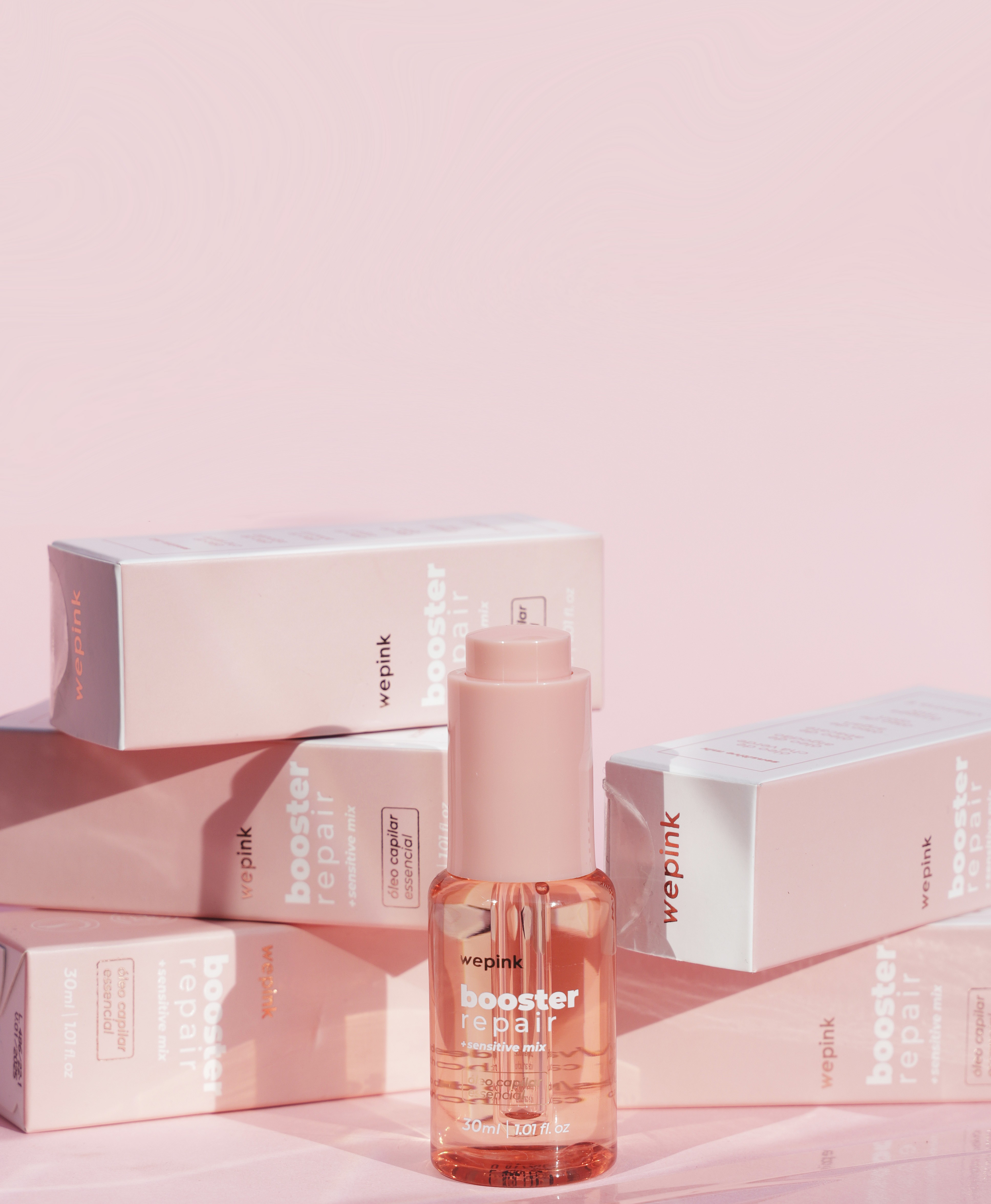 Virgínia Fonseca e Samara Pink anunciam lançamento de linha de perfumes e falam sobre processo criativo da We Pink (Foto: Ita Mazzutti)