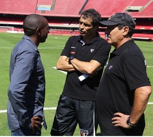 Mineiro visita Morumbi e conversa com Muricy Ramalho e Milton Cruz (Foto:  (Foto: Site Oficial / saopaulofc.net))
