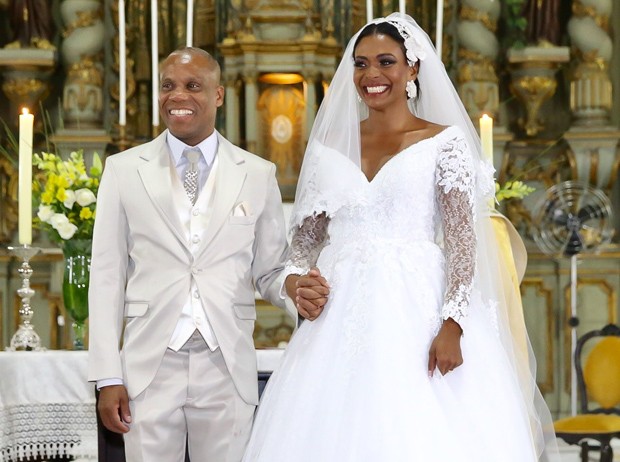 Walkiria Ribeiro se casa com Cláudio Norberto (Foto: Manuela Scarpa/Brazil News​)