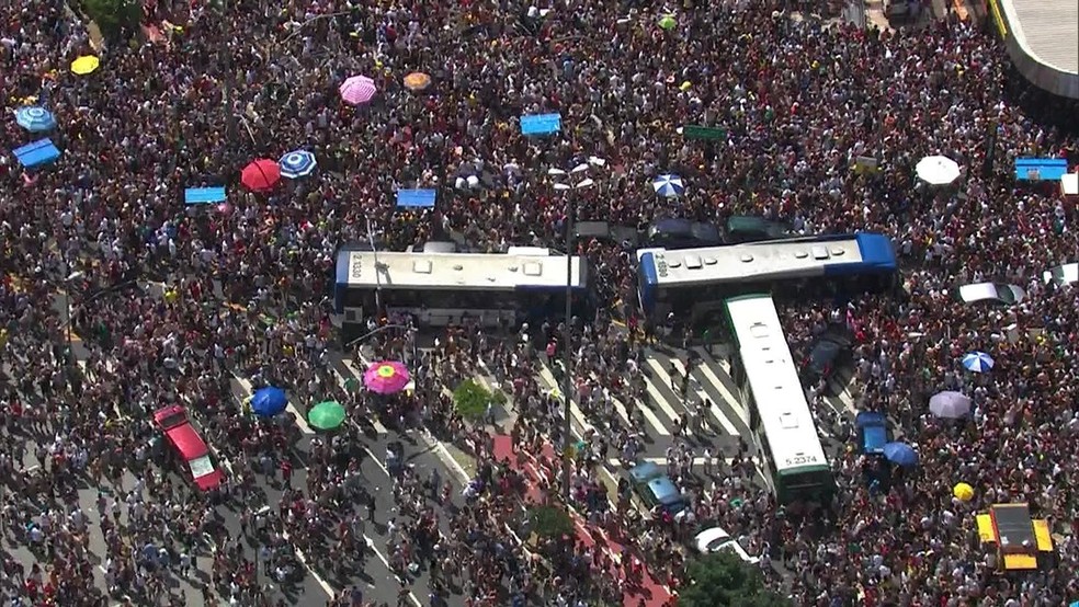 Foto de arquivo mostra carnaval de rua no Largo da Batata. Em 2020, Prefeitura de São Paulo vetou eventos de carnaval na região — Foto: Reprodução/TV Globo