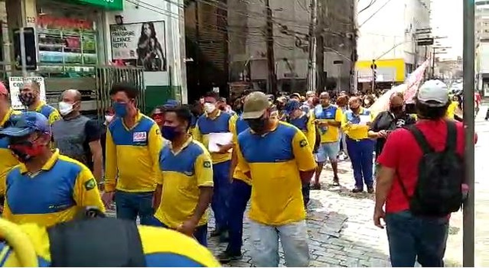 Uniformizados, funcionários dos Correios realizam passeata pelo Centro de Campinas — Foto: Sintect-Cras