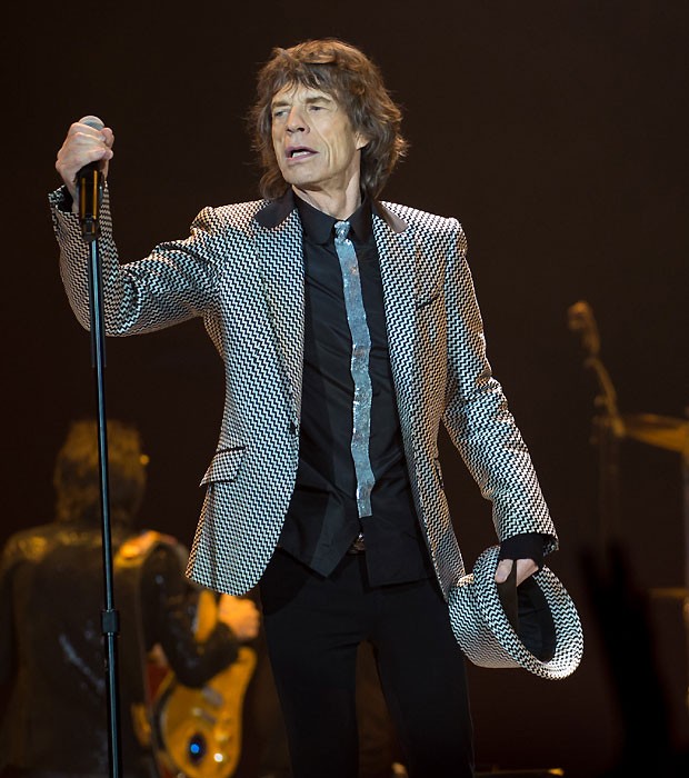 Rolling Stones comemora 50 anos de carreira com show em ...