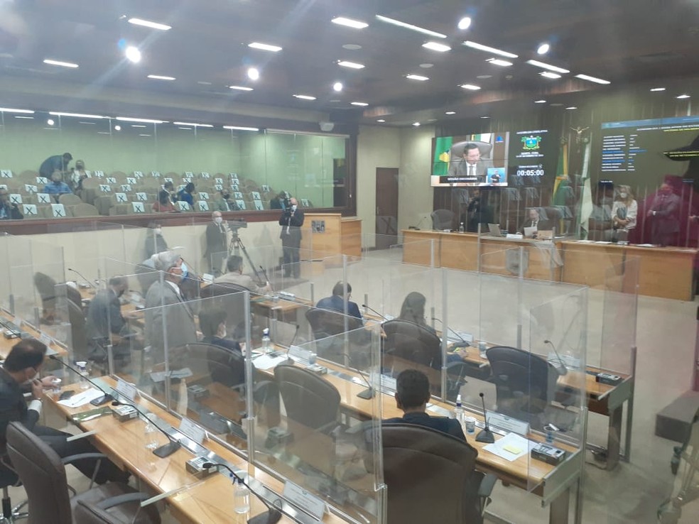 Deputados votam reforma da previdência na Assembleia Legislativa do Rio Grande do Norte. — Foto: Julianne Barreto/Inter TV Cabugi