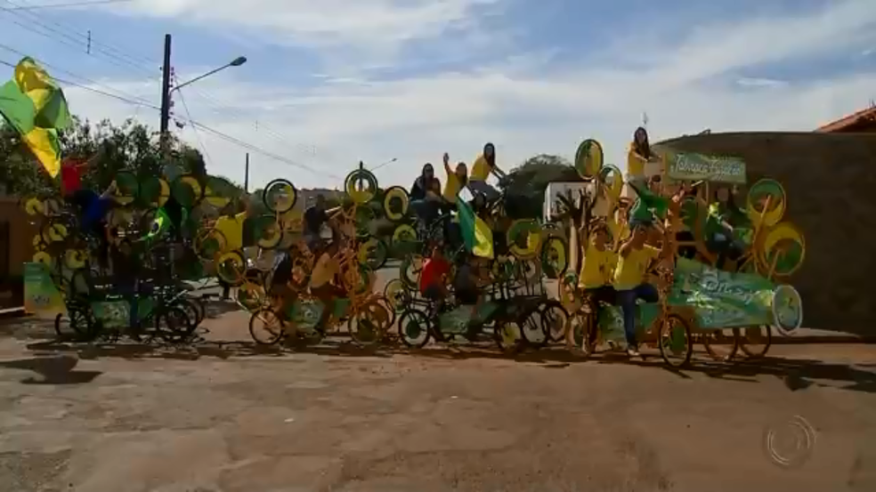 Jabiraca pode levar até 45 pessoas (Foto: Reprodução/TV TEM)