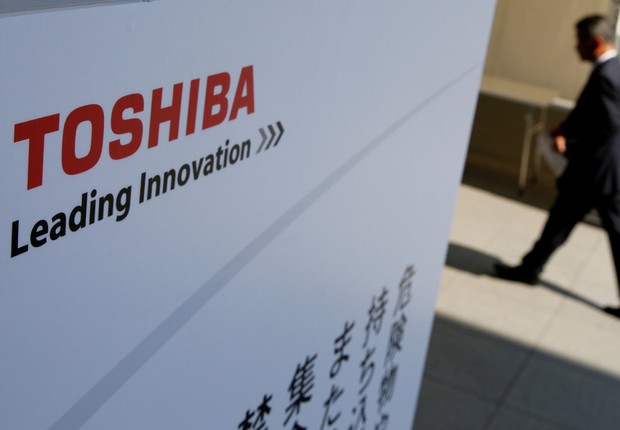 Logo da Toshiba é vista em Chiba, no Japão (Foto: Toru Hanai/Reuters)