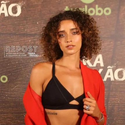 A atriz Letícia Laranja  — Foto: reprodução/ instagram 