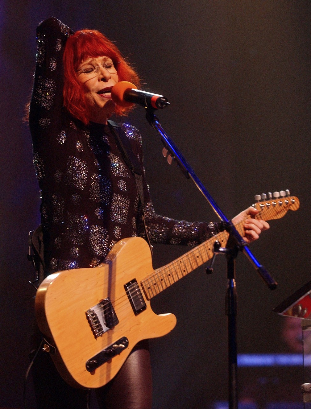 Rita Lee durante apresentação em Buenos Aires, Argentina, em 23 de novembro de 2002 — Foto: Natacha Pisarenko/AP/Arquivo