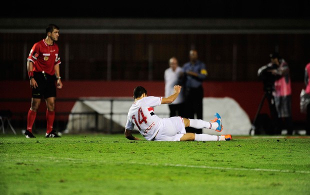Alan Kardec perde penalti São Paulo x Atlético Nacional (Foto: Marcos Ribolli)