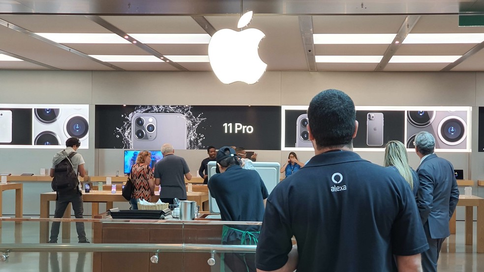 iPhones falsos eram trocados por originais usando política do AppleCare+ — Foto: Thássius Veloso/TechTudo