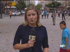 Mãe suspeita de esganar filho de três anos em vídeo é presa, em Curitiba