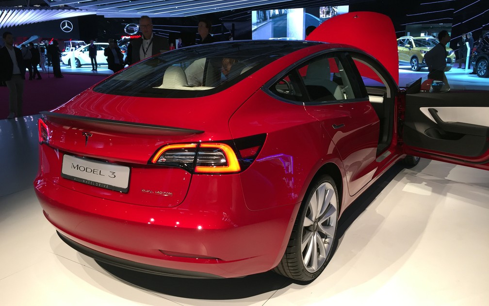 Tesla Model 3 — Foto: André Paixão/G1