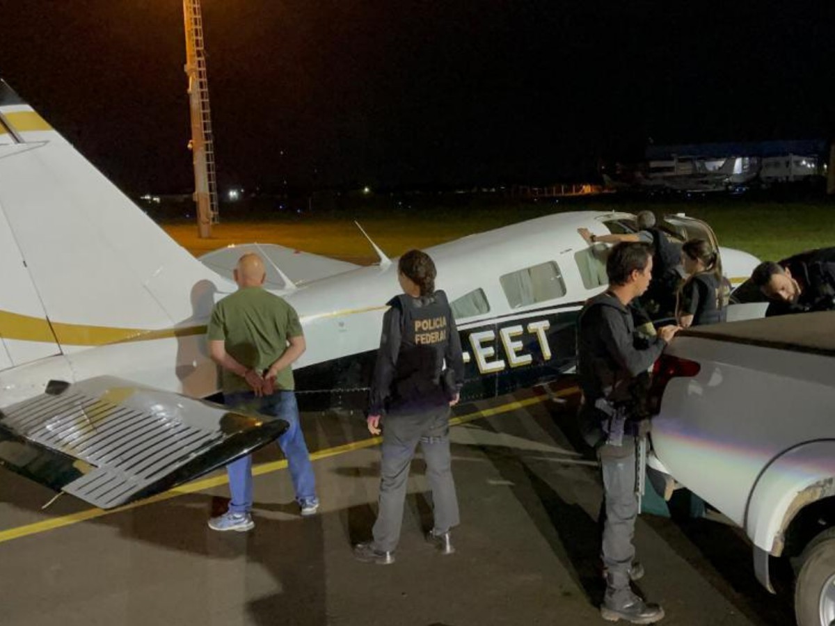 Avião com quase meia tonelada de cocaína é interceptado pela FAB em Campo Grande