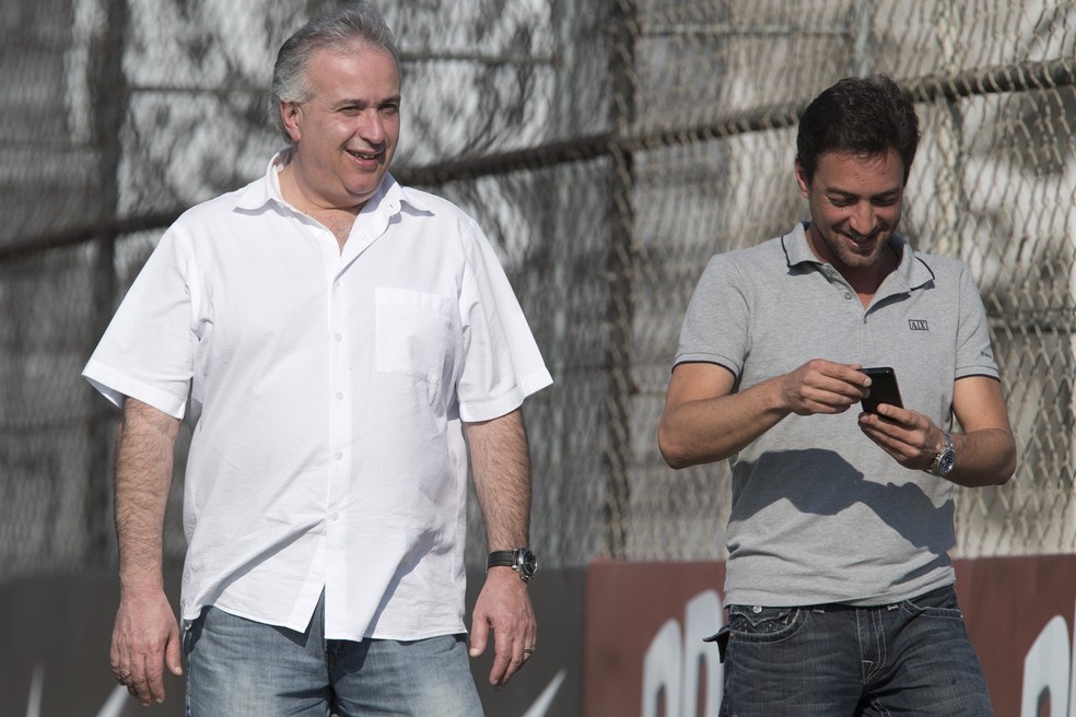 Duilio discute planejamento, e Corinthians deve oficializar retorno de dupla à diretoria