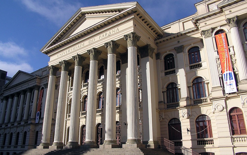 Prédio histórico da UFPR, em Curitiba — Foto: WikiCommons/Reprodução