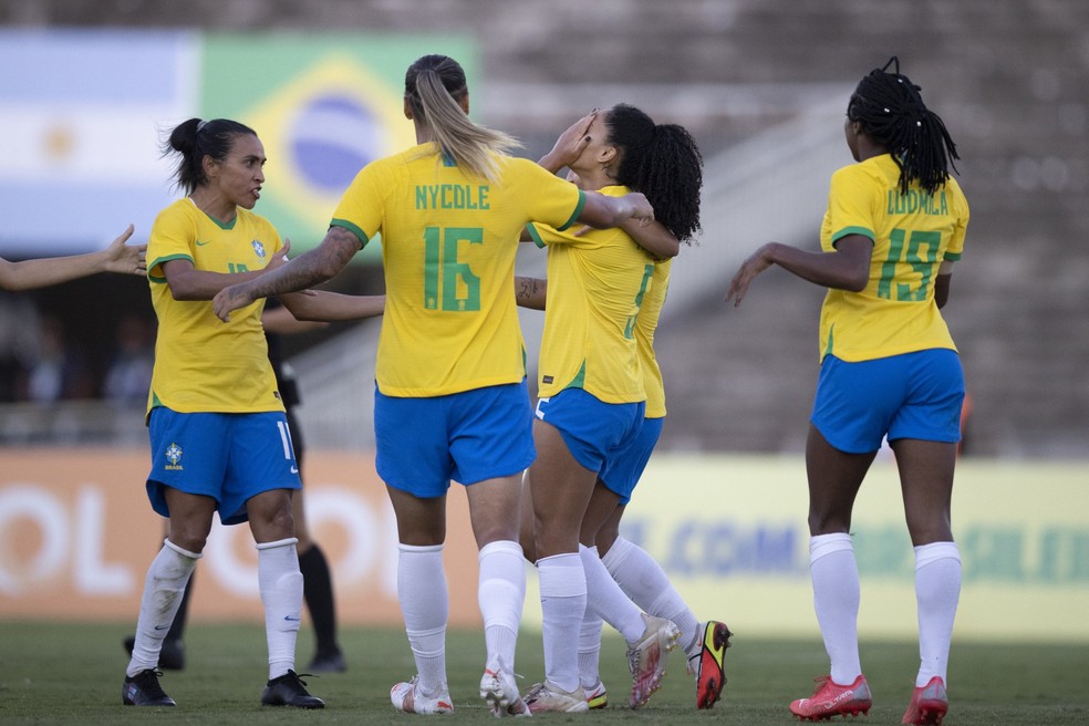 Brasil se despede da Para&iacute;ba ap&oacute;s duas vit&oacute;rias em dois amistosos contra a Argentina &mdash; Foto: Lucas Figueiredo / CBF