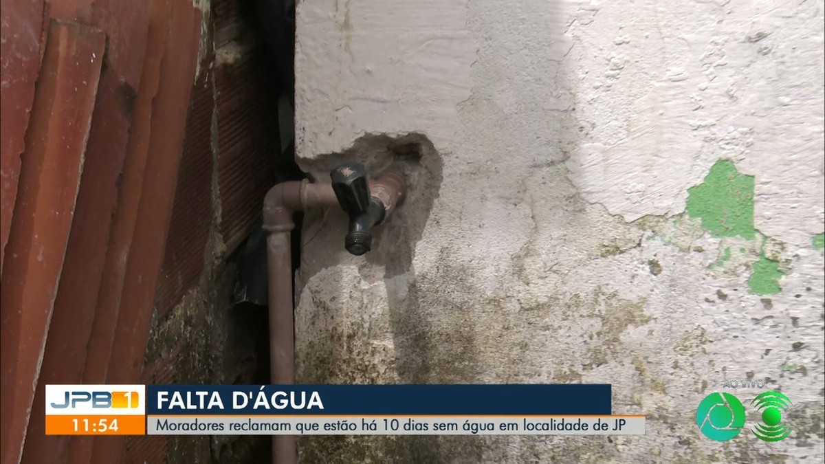 Moradores reclamam de falta de água há pelo menos 10 dias em localidade