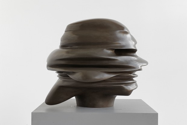 Espécies Raras, de Tony Cragg, reúne 43 esculturas no MuBE (Foto: Michael Richter)