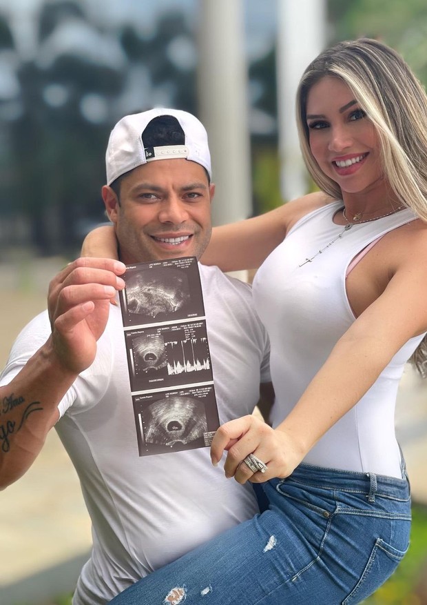 Hulk e Camila Ângelo anunciaram que estão grávidos (Foto: Reprodução)
