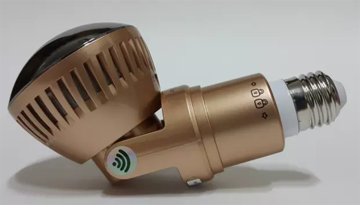 Câmera espiã disfarçada de lâmpada promete alertar atividades suspeitas