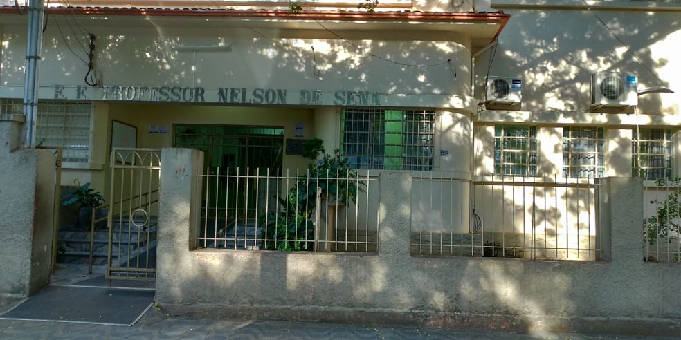 Fachada da escola Nelson de Sena, em Valadares, é tombada como ...