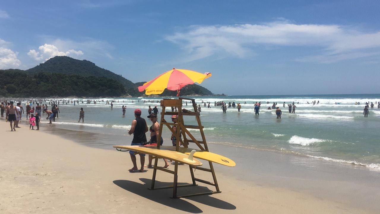 Turista de MG morre afogado em Ubatuba, SP