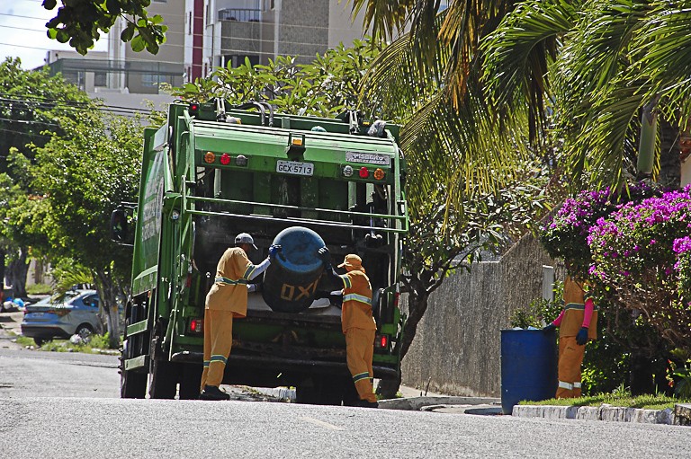 TJSE interdita aterro sanitário que recebe resíduos sólidos produzidos em Aracaju 