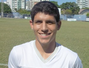 Gabriel Buru, atacante do Rio Branco-ES (Foto: Sidney Magno Novo/Globoesporte.com)