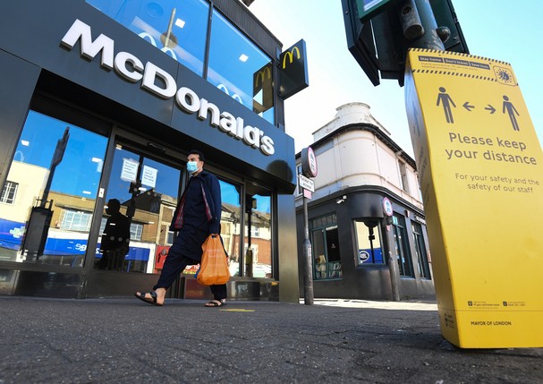 A McDonalds branch in Tooting, London, one of the 15 branches due to reopen for takeaway only on May 13. (Photo by Kirsty O'Connor/PA Images via Getty Images) (Foto: PA Images via Getty Images)