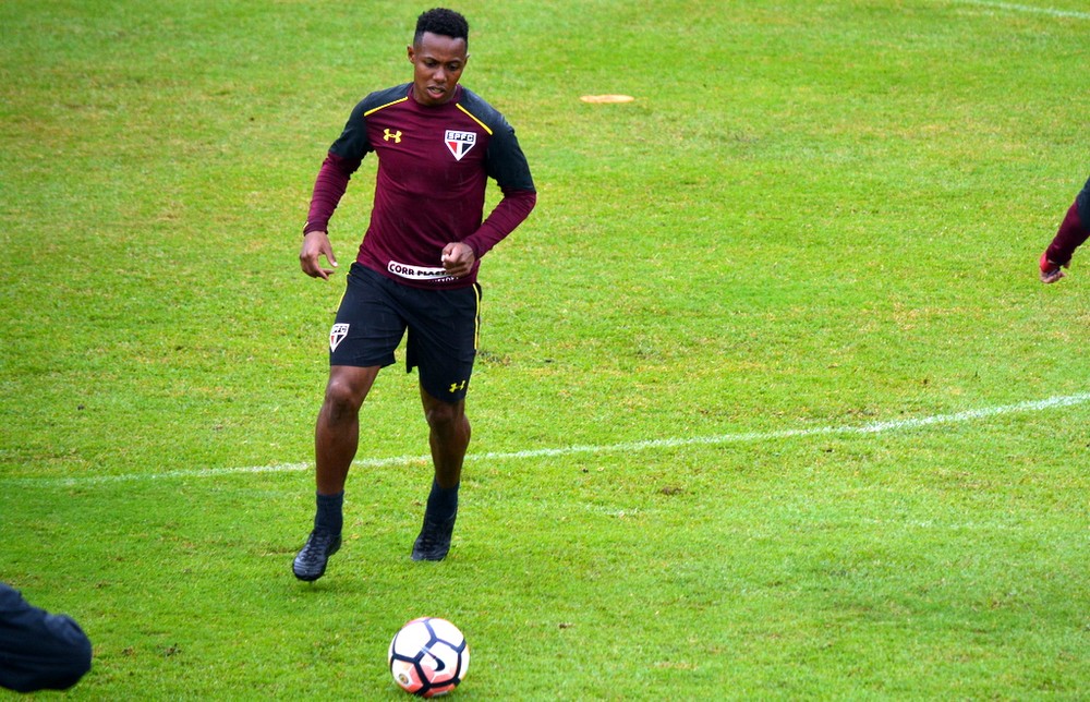 Wellington está na mira de reformulação do São Paulo