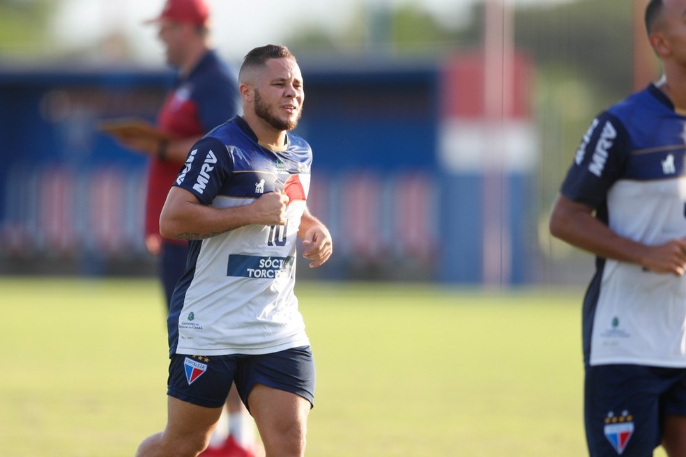 Madson pode deixar o Fortaleza — Foto: J.L. Rosa