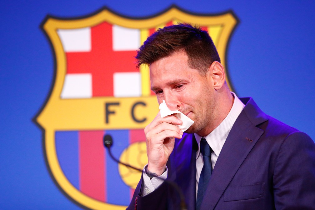 Messi, em sua entrevista de despedida do Barcelona: "Se posso aportar e ajudar ao clube, gostaria de voltar” — Foto: Eric Alonso/Getty Images