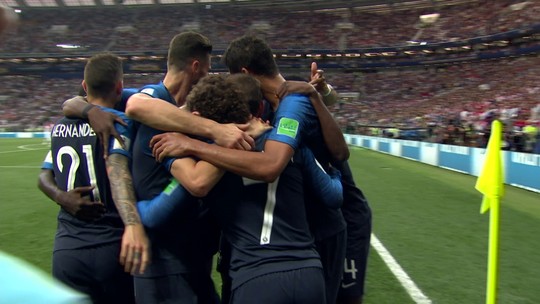 Griezmann cobra falta, e Mandzukic marca contra; assista