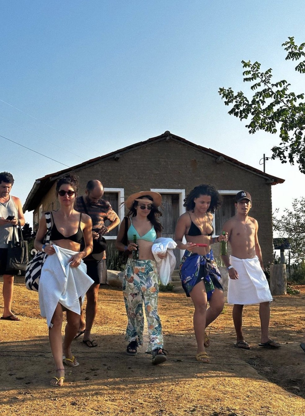 Amigos de Isis Valverde — Foto: Reprodução/Instagram