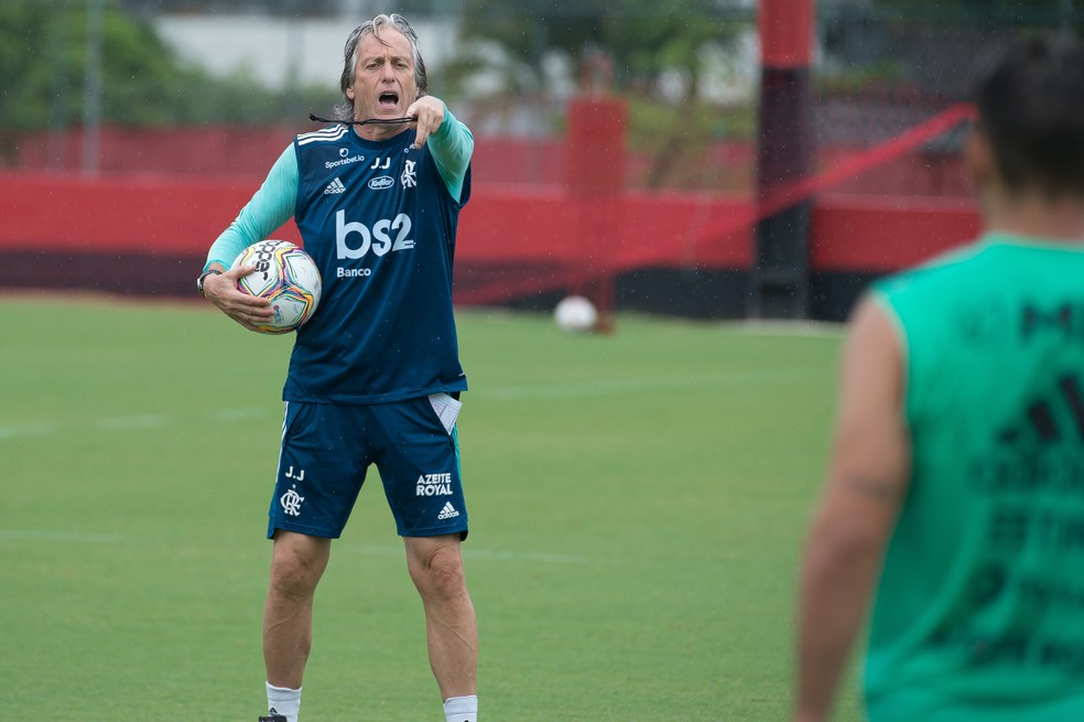 Jorge Jesus no treino do Flamengo — Foto: Alexandre Vidal/Flamengo