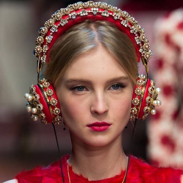 Separe os fones Dolce & Gabbana e dê o play no canal da Vogue no Rdio (Foto: ImaxTree)