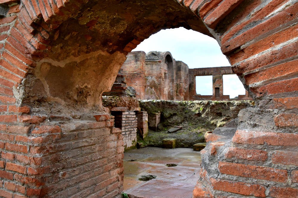 Ruínas de onde eram os banheiros de Pompéia  (Foto: Archaeological Park of Pompeii)