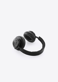 Headphone Saint Laurent x Colette, preço sob consulta (Foto: Divulgação)