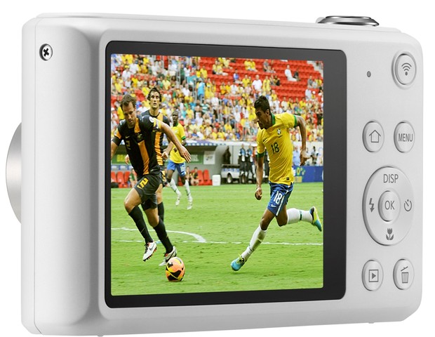 Câmera da Samsung com funções direcionadas para fãs de futebol (Foto: Divulgação)