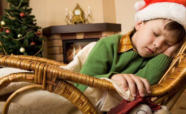Como ajudar seu filho a não cair no sono e esperar pelo Papai Noel neste Natal (Foto: Thinkstock)